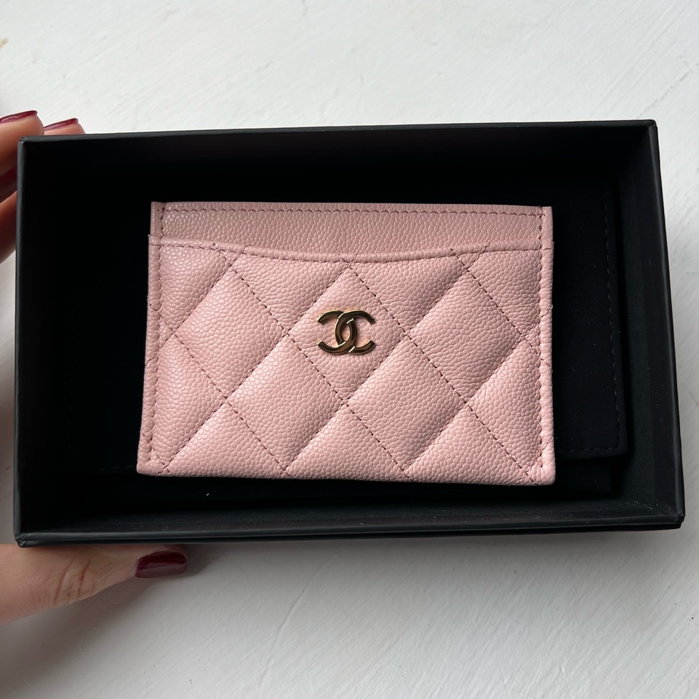 Chanel card holder light pink 2024